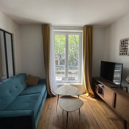42m Close To Montmartre *